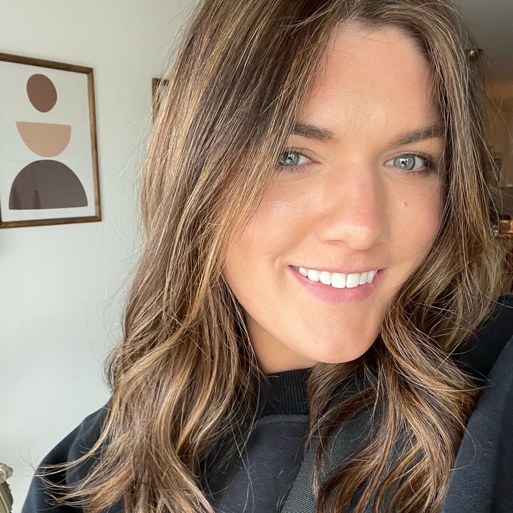 Meet your Posher, Brooke